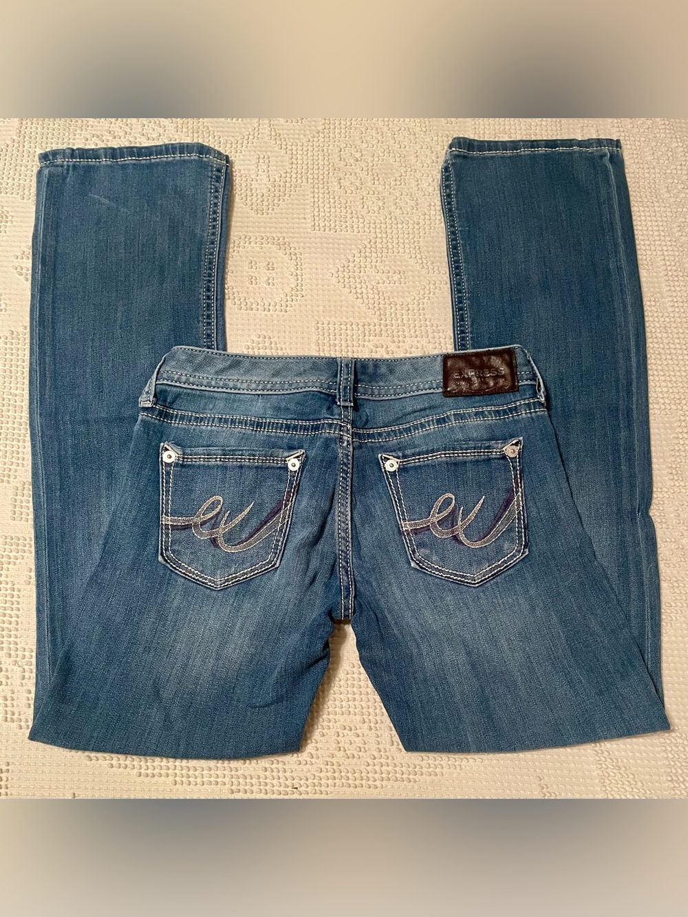 Express Barely Boot Low-Rise Women’s Jeans - Size 2R - Dark Wash